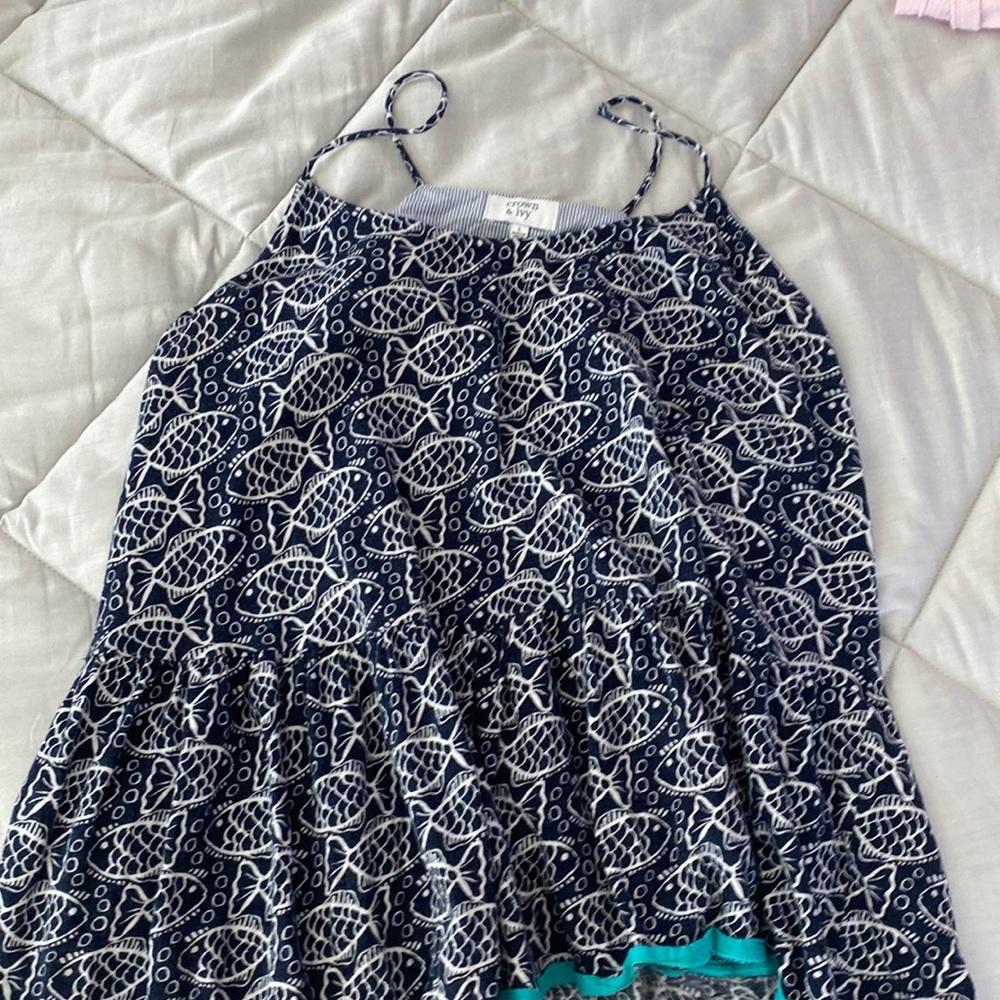 crown and ivy tank